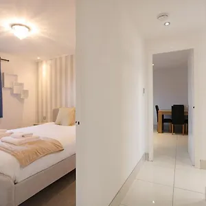  Apartment The South Maybury